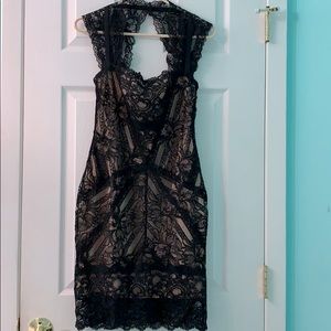 Nicole Miller lace cocktail dress size Small
